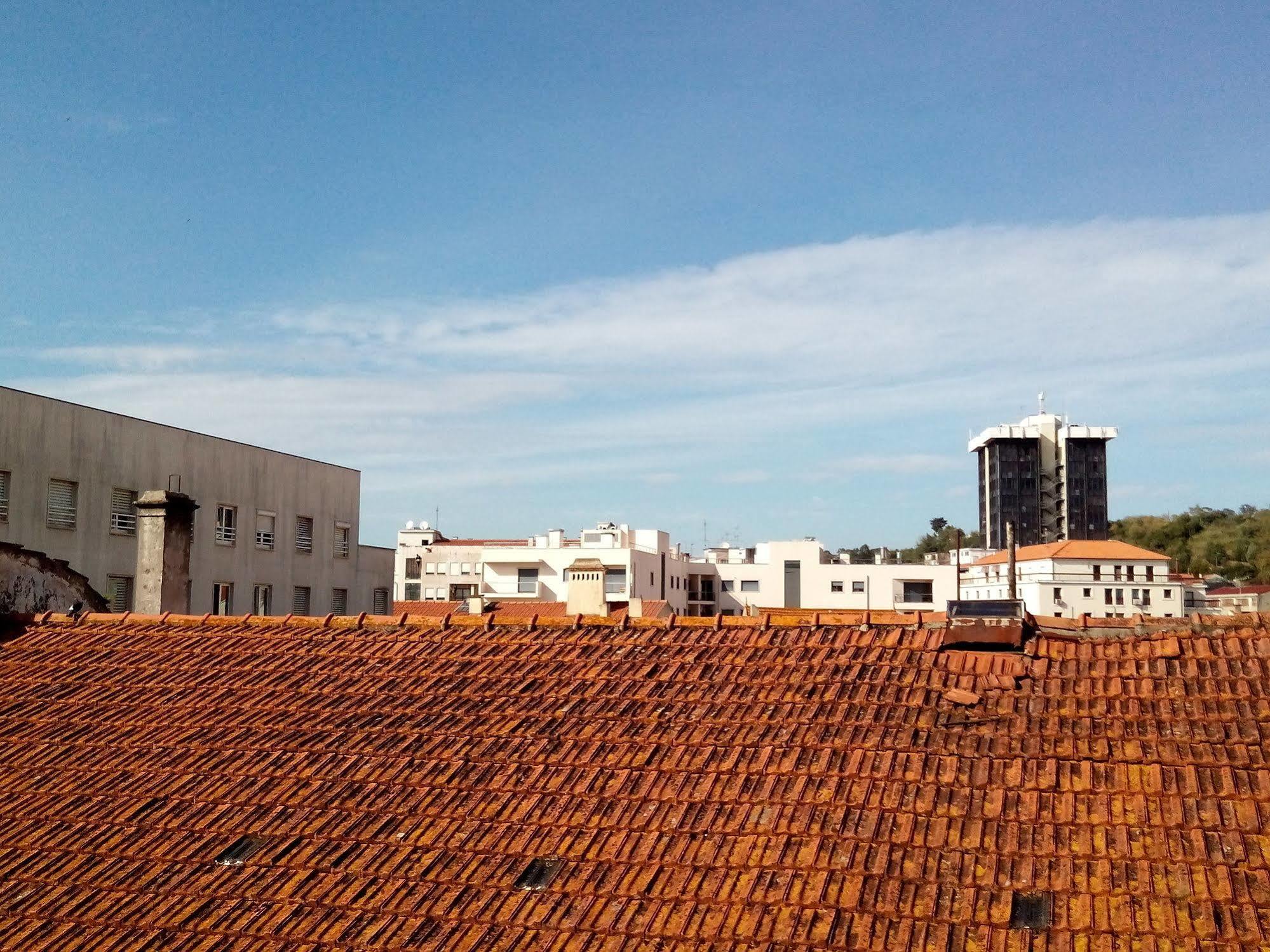 Residencial Moeda Hotell Coimbra Eksteriør bilde